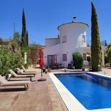 Vila Torre Mit Pool Und Bergpanorama *